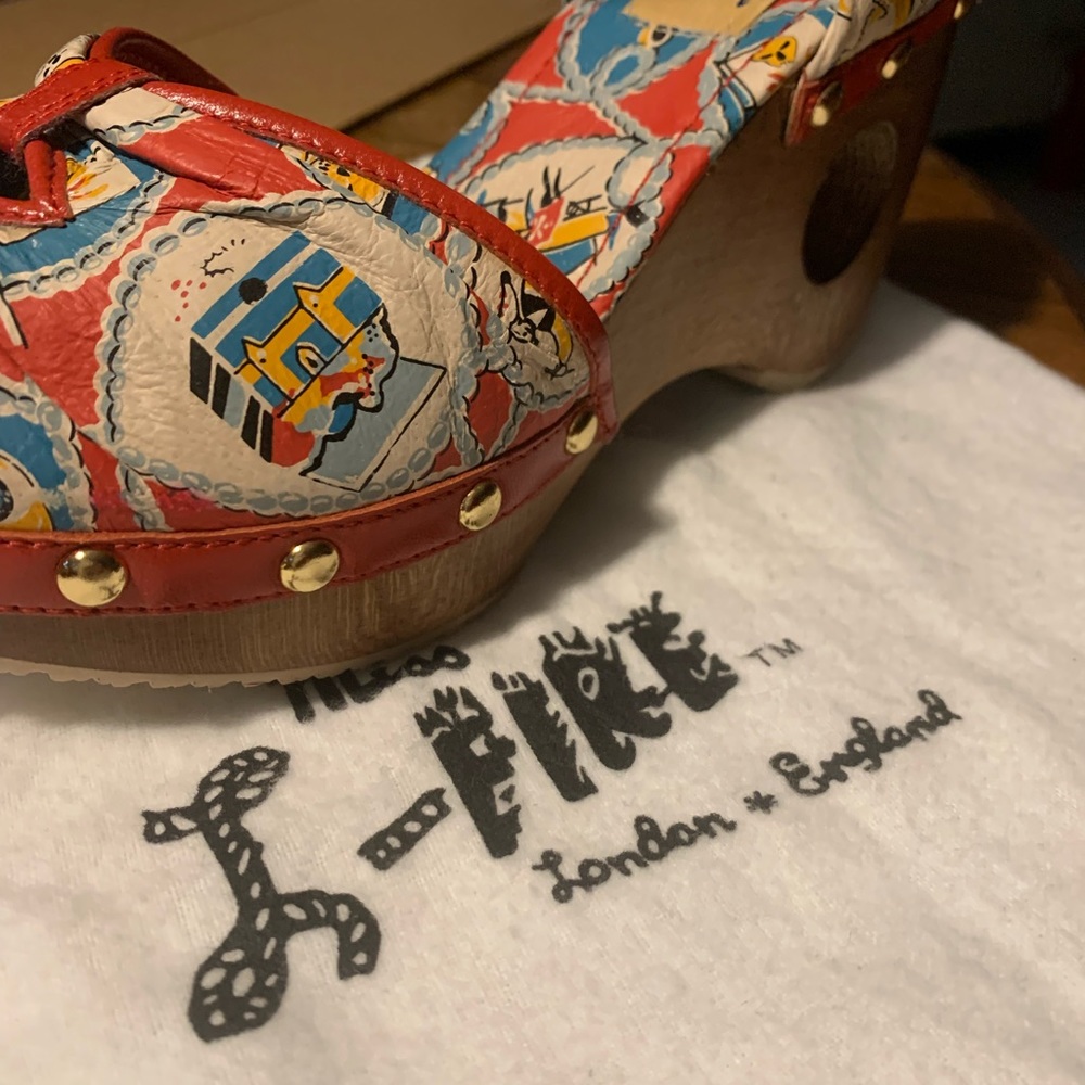 Miss L Fire wood wedges